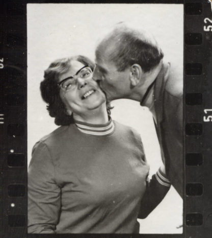 Edith Vörtler, Mitarbeiterin in der Kantine des DEFA-Trickfilmstudios, und Regisseur Bruno J. Böttge, etwa in den 1970er Jahren. ©DIAF