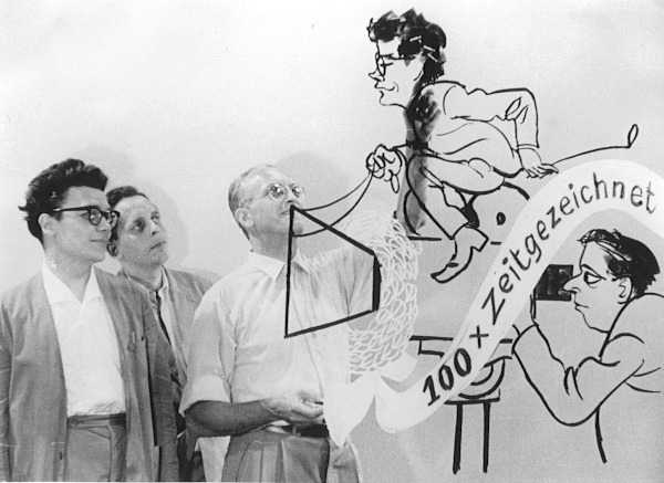 Der dänische Karikaturist Herluf Bidstrup (r.) in der 100. Sendung Zeitgezeichnet. v.l. Walter Heynowski, Rolf Sperling. Quelle: Archiv Petzold