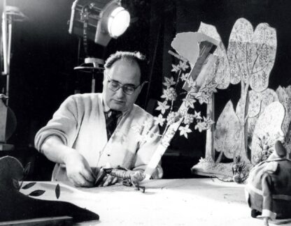 Kurt Weiler bei der Arbeit an Der Bauer und die Generale, 1960. ©DIAF/Nachlass Weiler